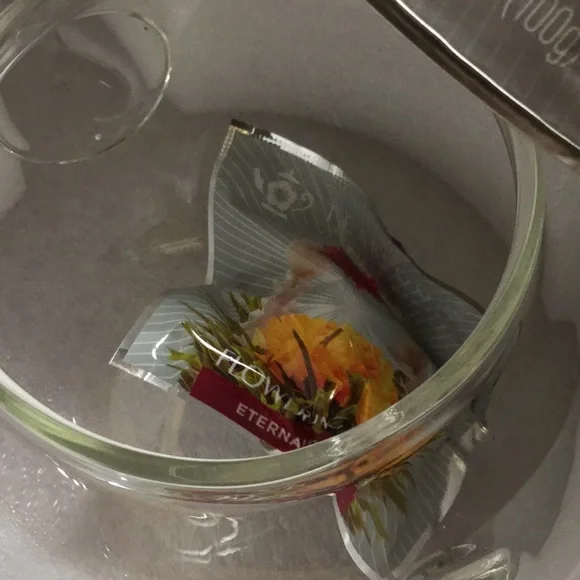 Tea bloom tea flower Easter Sunday brunch basket gift farmer’s market wonderland - Picture 3 of 12